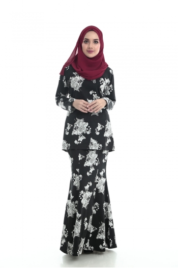 Rania Kurung Black&White